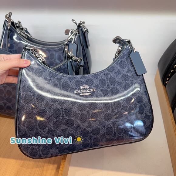NWT Coach Teri Hobo Bag In Signature Canvas CAK28 Silver/Dark Denim